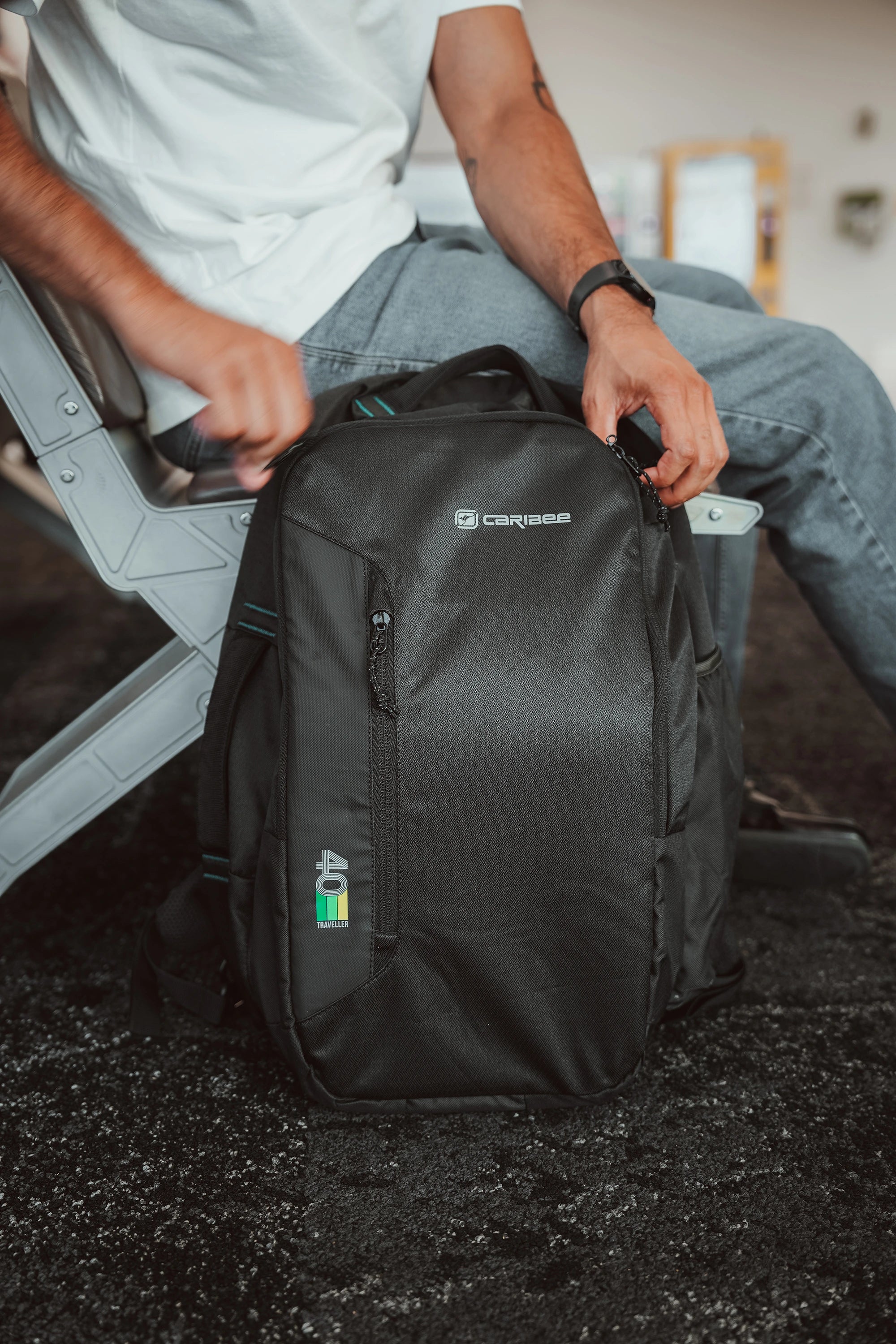 Traveller 40L Carry On