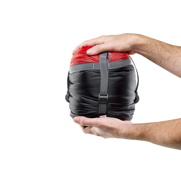 Caribee Nepal 1000 Compact Travel Sleeping Bag Stuff Sack compressed to 20 x 16cm