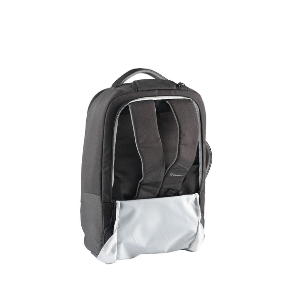 Caribee Adventure 40 Hybrid wheel aboard bag opening rear shoulder strap pocket 3