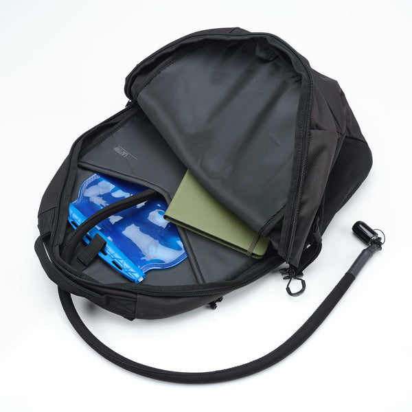 Caribee Helix 30L Backpack Black hydration sleeve